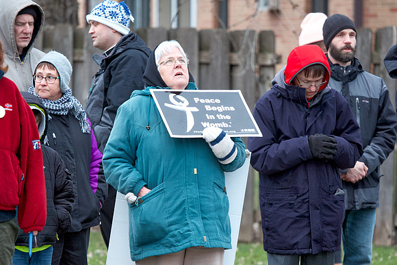 Pro-life rally outside Planned Parenthood