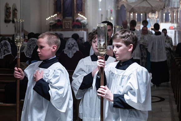 Traditional Latin Mass