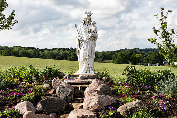 Rosary Garden, Pine Bluff, Wisconsin